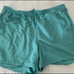 Patagonia women’s baggie shorts